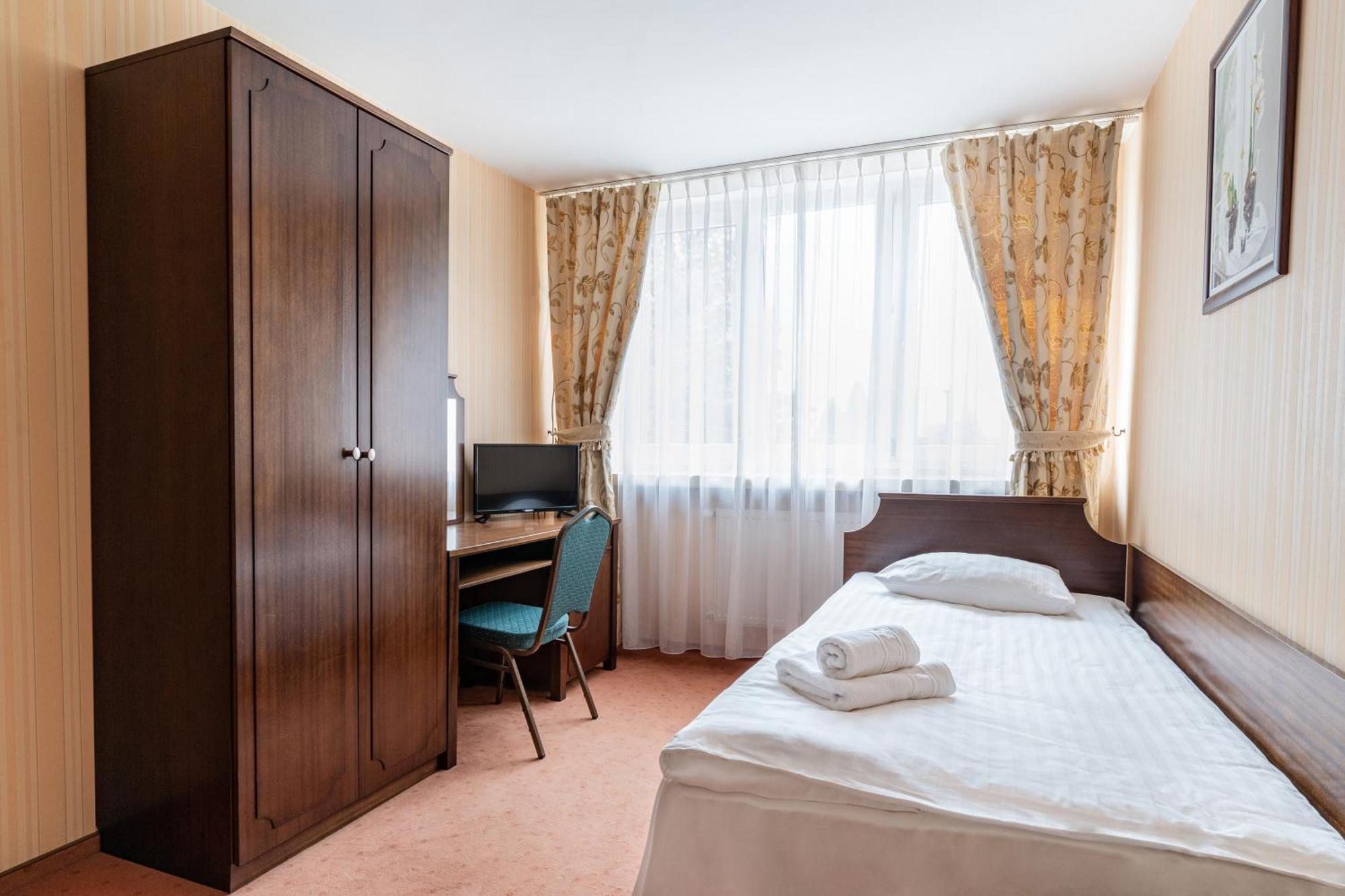 Hotel Alf Krakow Exterior photo
